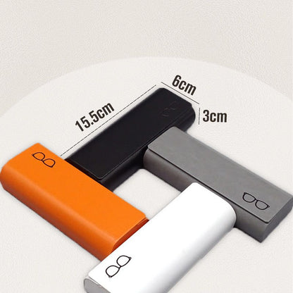 Minimalist Hard Shell Glasses Case with Cleaning Cloth